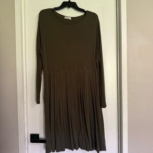 Long Sleeve Pleated Midi Dress - Olive Green